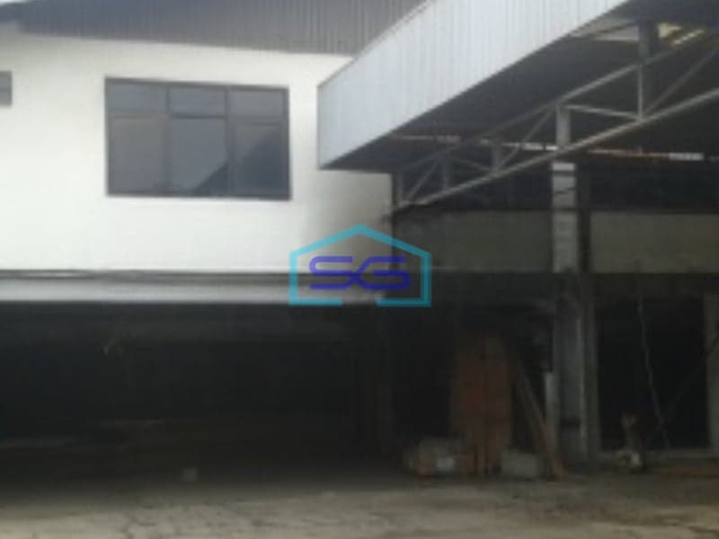 Disewakan Gudang pinggir Jalan Raya Daan Mogot Jakarta Barat Luas Bangunan 300 m²