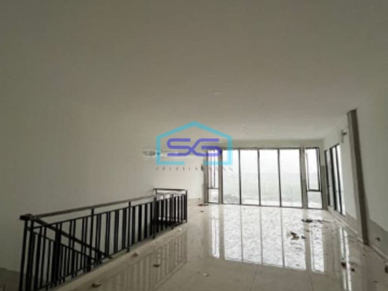 Disewakan Ruko Hoek Baru Siap Pakai Strategis High Ceiling Gading Serpong Tangerang LB 320m2