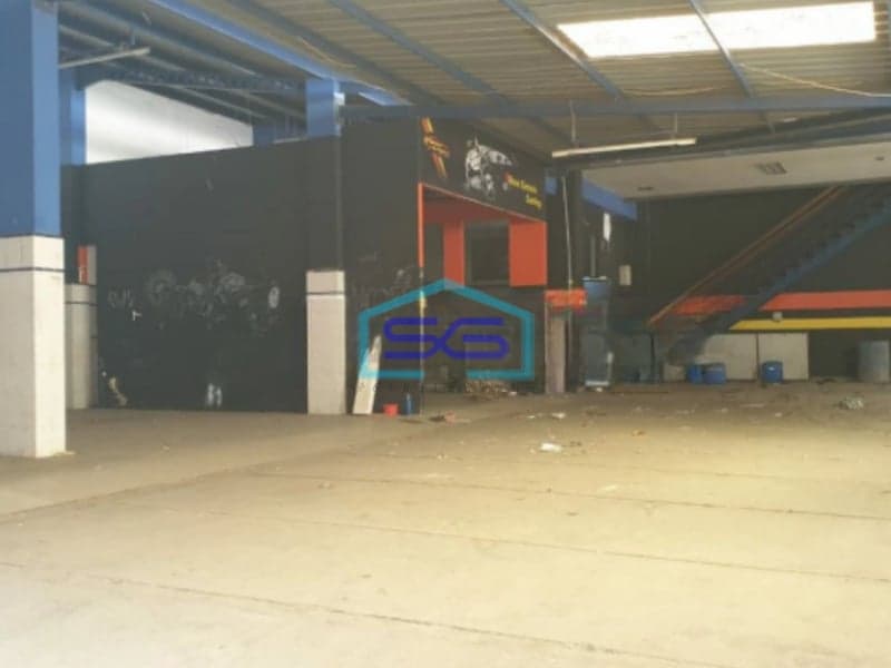 Dijual Ruko Siap Pakai Bekas Salon Mobil Di Jl. Adisucipto Solo LT 576m2 Karanganyar Jawa Tengah