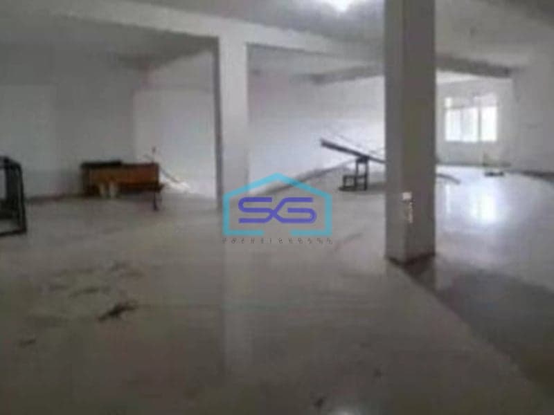 Disewakan Ruko Strategis 3 Lantai LB 557m2 Lokasi Gentan Sukoharjo