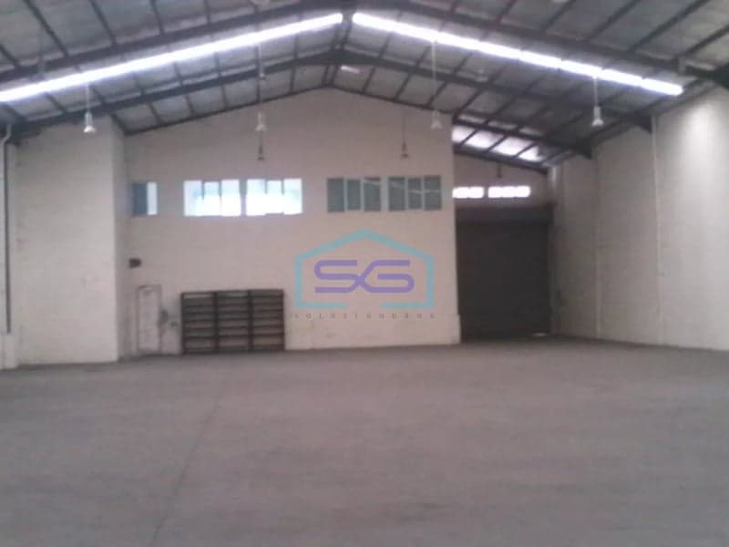 Dijual di Deltasilikon Cikarang luas 1650m