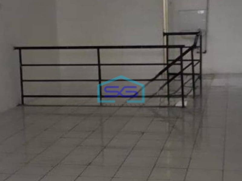 Disewakan Ruko 3 Lantai Luas Bangunan  135 m² di Jakarta Barat