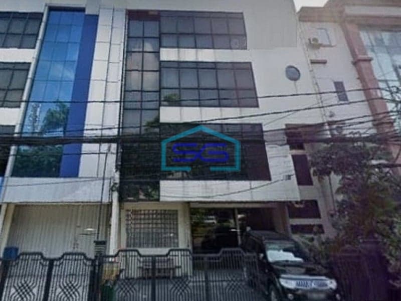 Disewakan Gedung Lokasi Strategis Ada Lift Barang di Cideng Jakarta Pusat LB 720m2