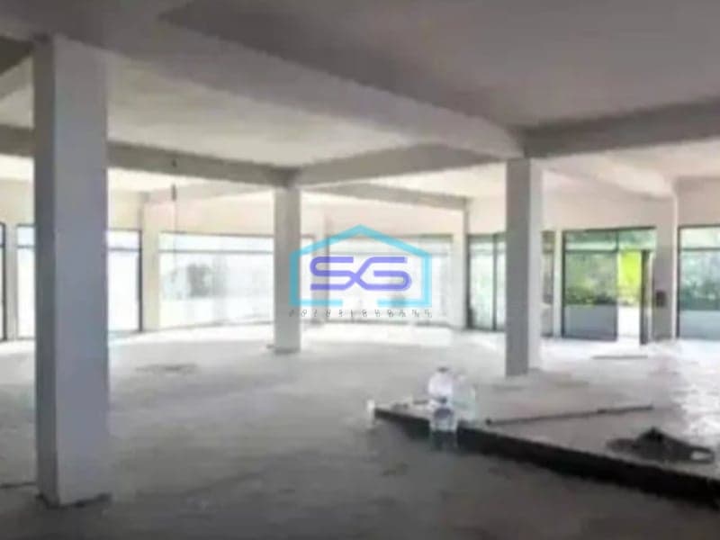 Disewakan Ruko Murah 3 Lantai Hook Area Bisnis Yogyakarta LB 800m2