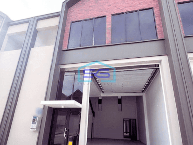 Disewakan Termurah Gudang Multiguna Bizpark Pik 2 Jakarta Utara LB 201m2 Ada Office