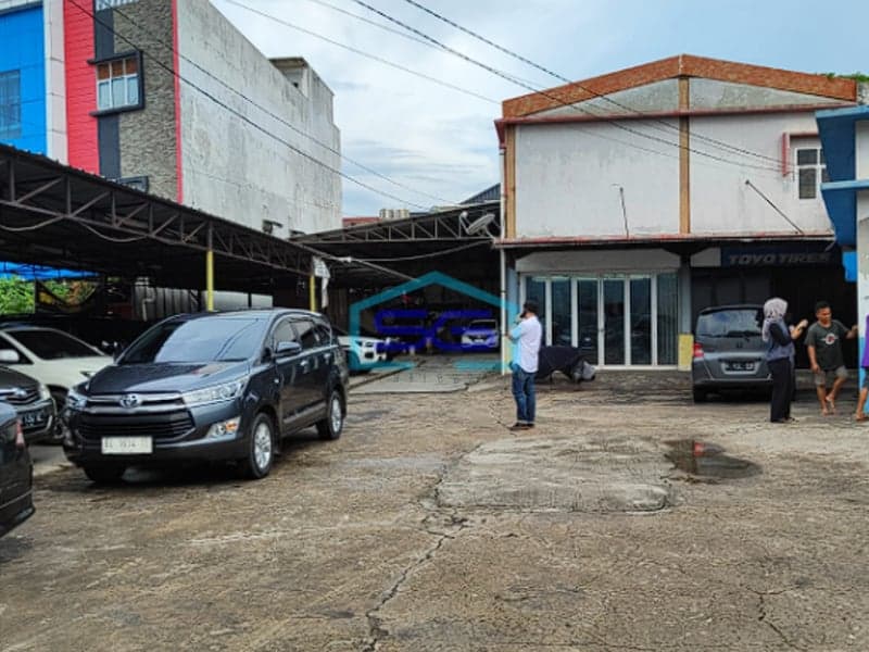 Dijual Cepat Tanah + Bangunan Super Strategis di Jl. Demang Lebar Daun Palembang