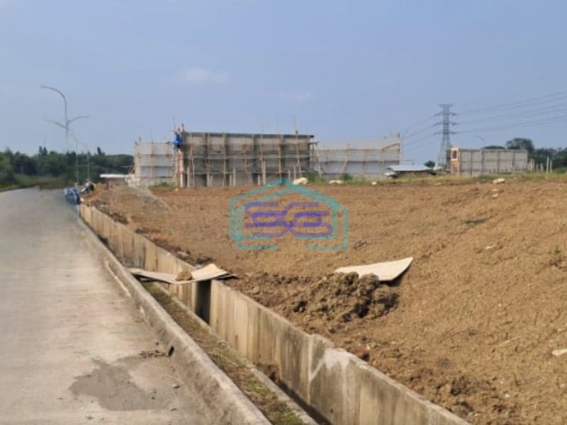 Dijual Cepat Tanah Industri Siap Bangun Karawang Barat Luas Tanah  7832 m²
