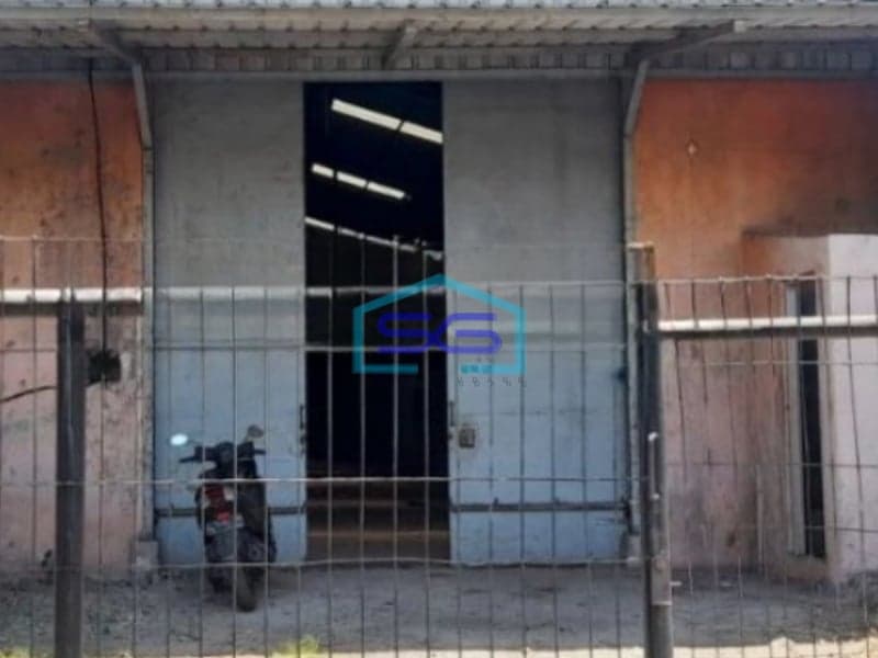 Dijual Gudang Luas Bangunan 500 m² Lokasi Bebas Banjir di Gresik