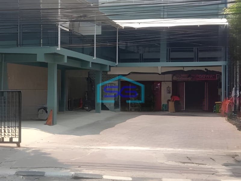 Disewakan Ruang Usaha di Cempaka Putih Jakarta Pusat Parkir Mandiri Luas LB 124m2