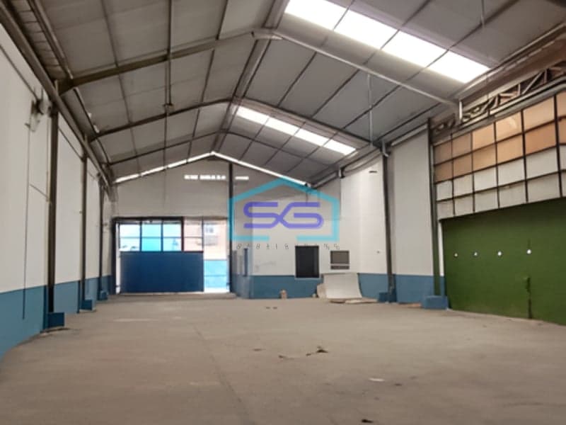 Disewakan Gudang Bagus Dekat Tol Akses Kontainer Siap Masuk di Kopo Bandung LB 400m2