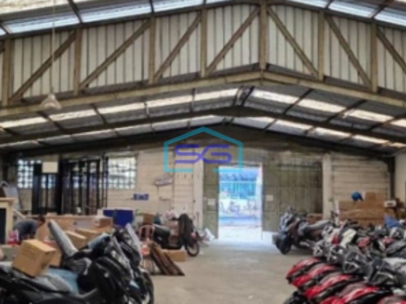 Dijual Gudang di Jalan Mainroad Jalan Peta Bandung Luas Tanah 1300m2 Siap Huni