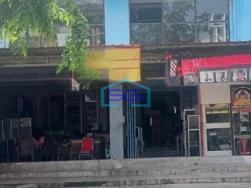 Dijual Ruang Usaha Ex Furniture Luas Tanah 524m2 di Jababeka Bekasi