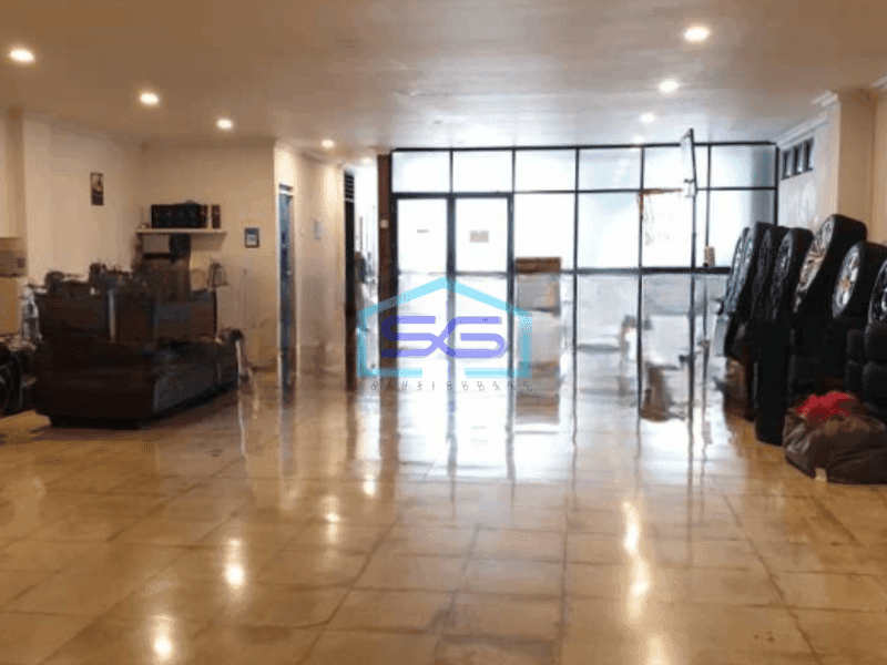 Disewakan Ruang Usaha di Fatmawati Jakarta Selatan Luas Bangunan 1365 m²