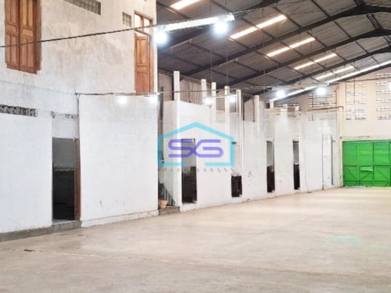 Disewakan Gudang Siap Pakai Luas Tanah  2200 m² Lokasi Sangat Strategis di Terboyo Semarang