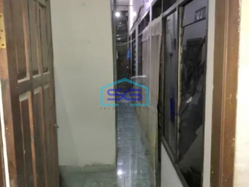 Dijual Ruko Strategis Pinggir Jalan 2 Lantai SHM Daerah Waru Sidoarjo Jawa Timur LB 225m2