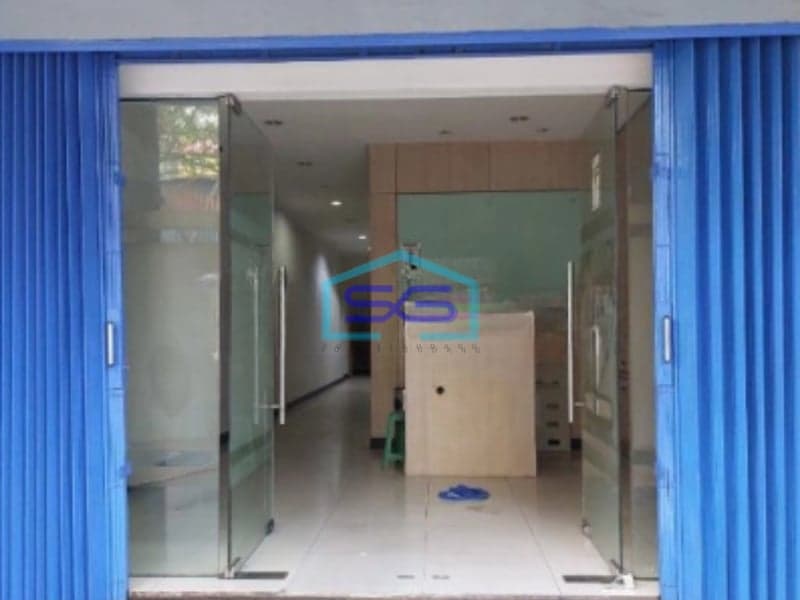 Dijual Ruko Sudah Renovasi Luas Bangunan 300m2 Lokasi di Muara Karang Jakarta Utara