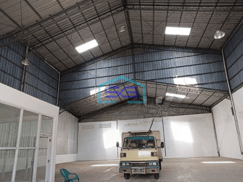 DIsewakan gudang bagus luas 480m2 di Cipondoh