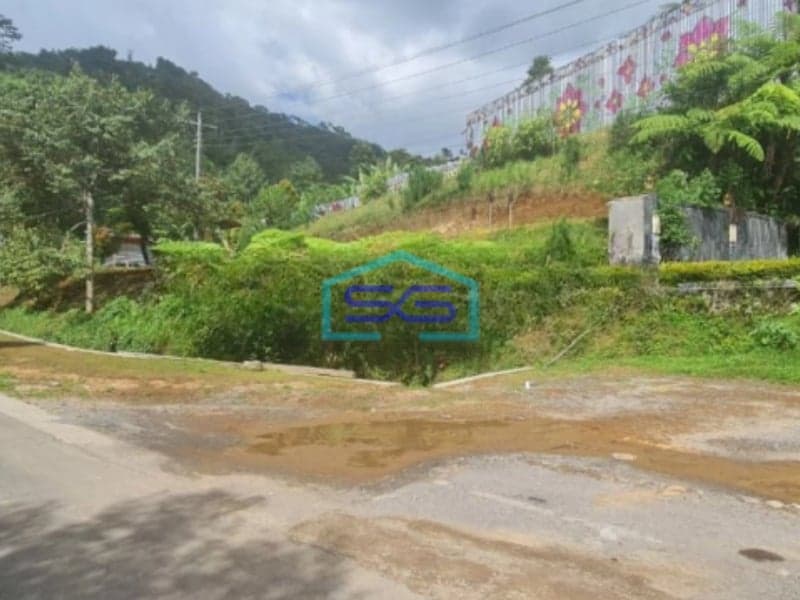 Dijual Tanah Bagus Untuk Usaha di Kemuning Ngargoyoso Karanganyar Solo LT 1370m2