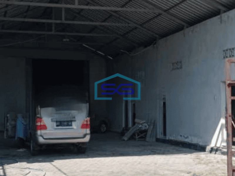 Dijual Gudang Luas Tanah  1300 m² Lokasi Strategis di Sragen Jawa Tengah