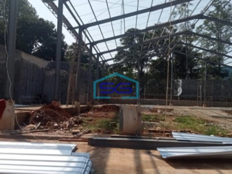 Dijual Gudang Baru Tahap Finishing Lokasi di Gunung Sindur Bogor LB 800m2