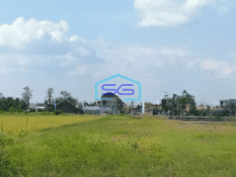 Dijual Tanah di Pinggir Jalan Gentan Solo Luas 2575 m²