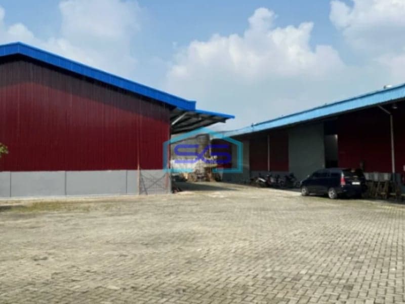 Disewakan Gudang di Cilodong Depok Luas Bangunan 392m2 Hadap Jalan Raya