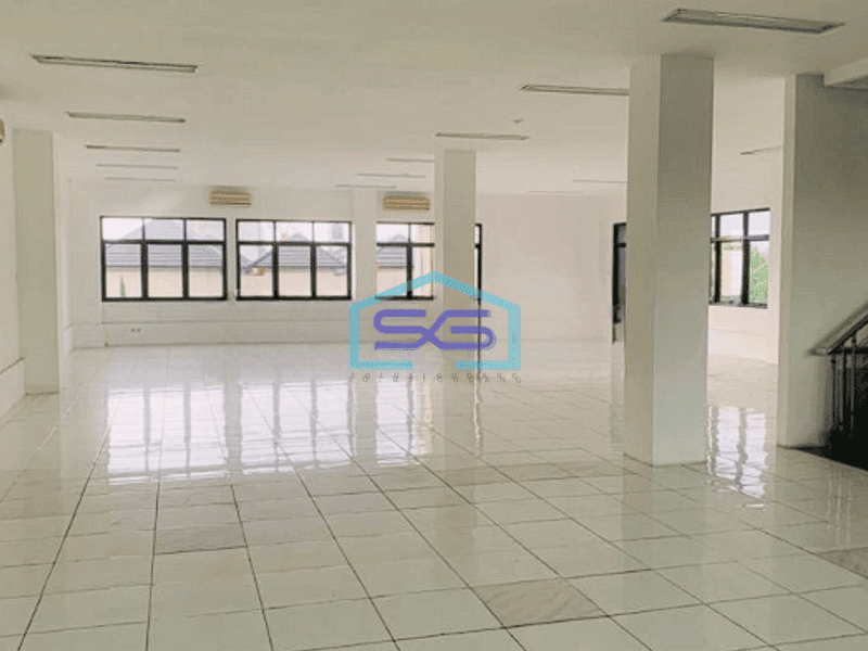 Disewakan Ruko Lengkong, Bandung Luas Bangunan 1082m2