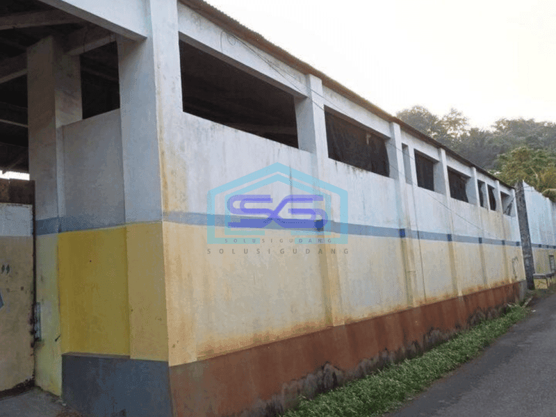 Dijual Gudang bengkel revier dalam kota Manado banting harga