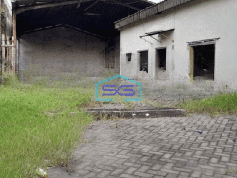 Dijual Gudang Luas Bangunan  2000 m² di Sukomanunggal Surabaya