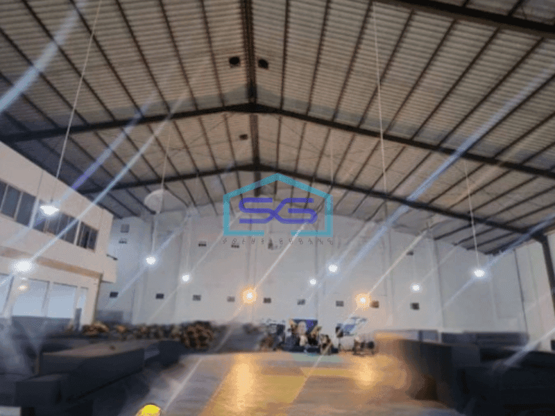 Disewakan Ruko 3 Lantai di Kiaracondong Bandung Luas Bangunan 300 m²