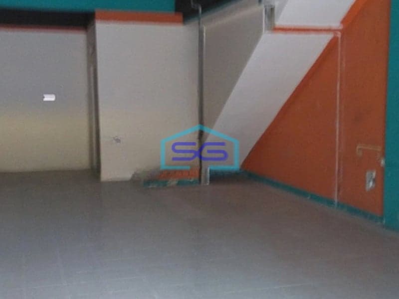 Disewakan Ruko Strategis, Cocok Untuk Kantor, Toko di Tanjung Duren Raya Jakarta Barat LB 290m2