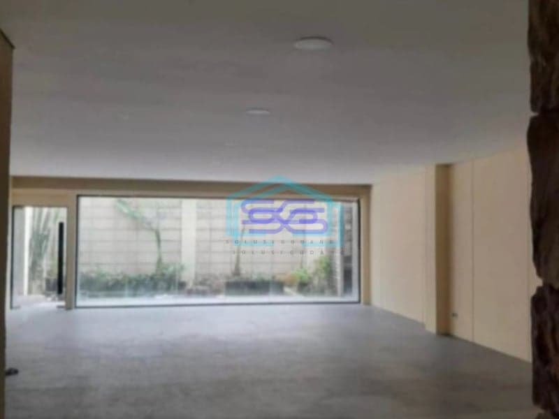 Disewakan Ruang Usaha Strategis di Gandaria Kebayoran Baru Jakarta Selatan Luas Bangunan  840 m²