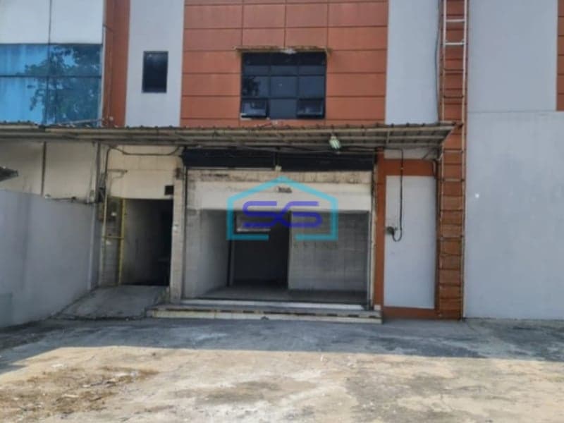 Disewakan Gudang Bagus di Jl Raya Meruya Jakarta Barat LB 800m2