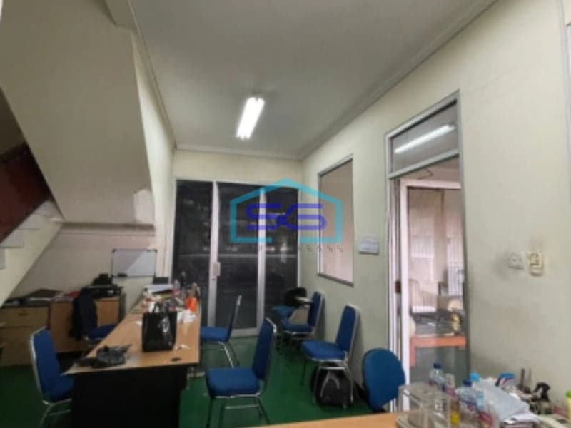 Disewakan Gudang Industri Delta Silicon Cikarang Luas Bangunan 684m2 Siap Huni