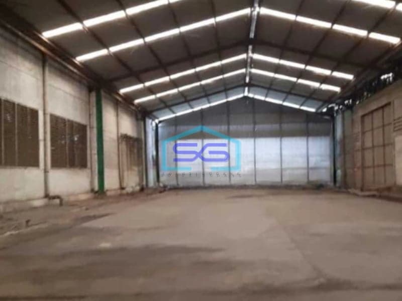 Disewakan Gudang Ada Kantor Luas Bangunan  2451 m² Lokasi Cileungsi Bogor