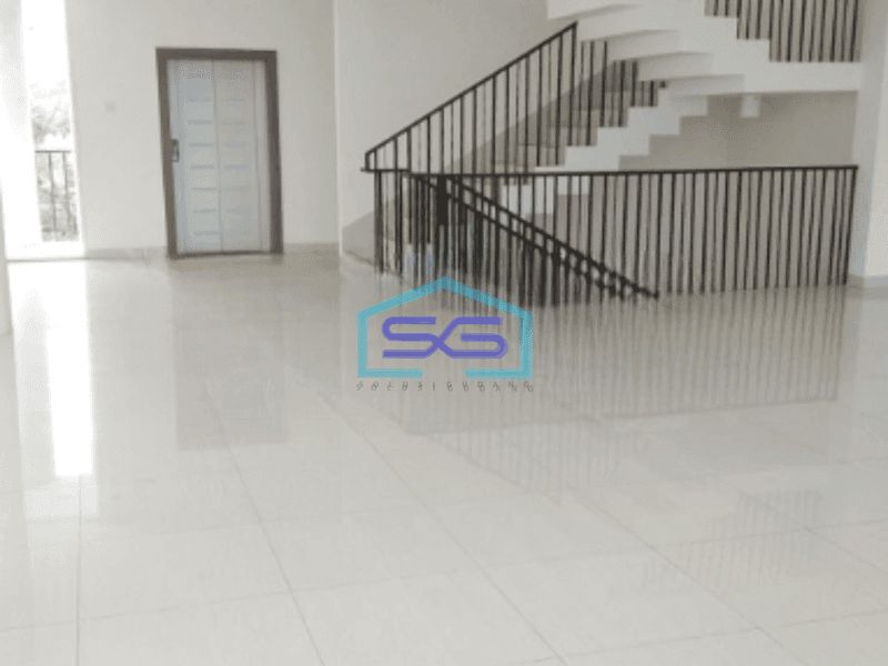 Disewakan Ruko Luas Tanah 195 m² Lokasi Bebas Banjir di BSD City Tangerang