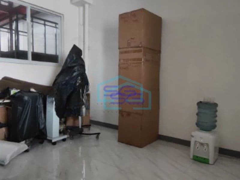 Dijual Gudang Ada Lift Barang Luas Tanah  1000 m² di Jakarta Barat