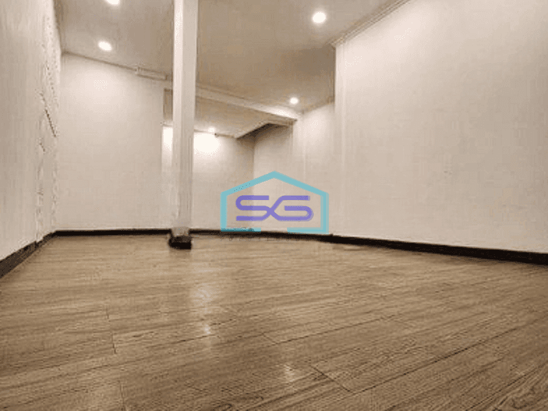 Dijual Ruang Usaha Siap Huni Bersih Rapih 2 Row Di Jati Padang Jakarta Selatan LB 600m2