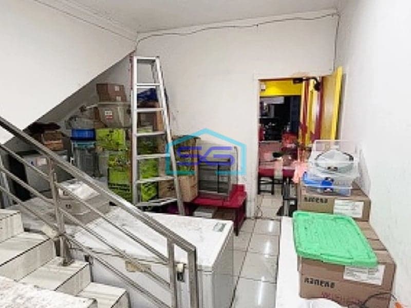 Disewakan Ruko Strategis Mudah Diakses Lokasi Ramai di Tanjung Duren Jakarta Barat