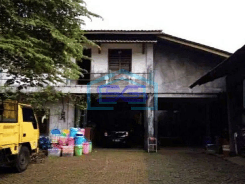 Dijual Gudang Siap Operasional Strategis di Jatinegara Kaum
