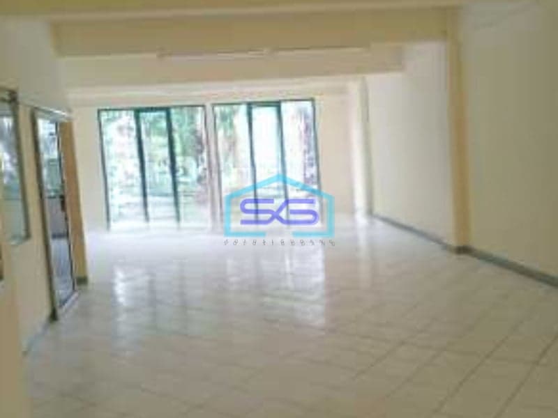 Disewakan Ruko 3 Lantai Luas Bangunan  297 m² Lokasi Kelapa Gading Jakarta Utara