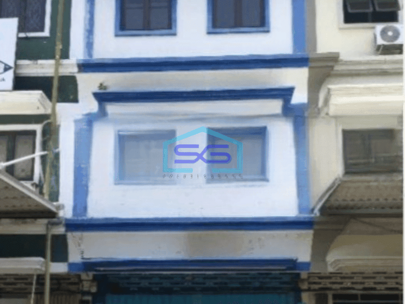 Disewakan Ruko Siap Huni 3 Lantai Luas Bangunan 300 m² di Rungkut Surabaya