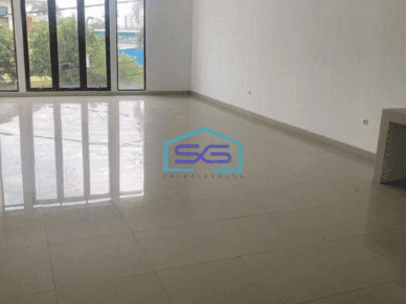 Dijual Cepat Ruko 3 Lantai Lokasi Strategis di Gunung Batu Bandung Luas Bangunan 165 m²