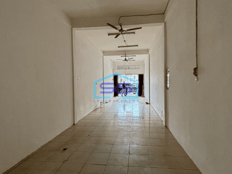 Dijual 1 Unit Ruko Strategis di Pasar Lemabang Jalan Bambang Utoyo, Palembang LB 240m2