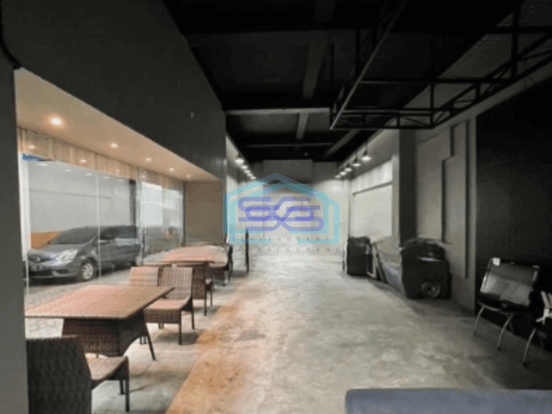 Dijual Ruang Usaha Ex Car Wash Bengkel Karang Menjangan Gubeng Luas Bangunan 643 m²