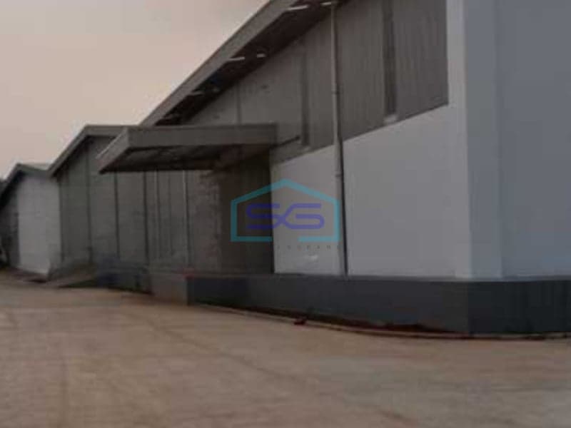 Disewakan Gudang Akses Container 40 Feet Luas Bangunan 5900 m² di Legok Tangerang