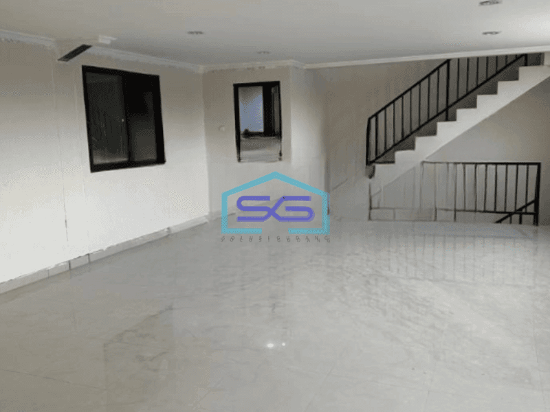 Disewakan Gudang Ada Lift Barang Luas Tanah  360 m² di Daan Mogot Tangerang