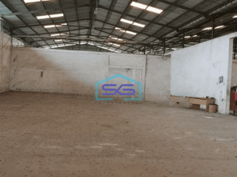 Dijual Gudang Akses Container Luas Bangunan  2016 m² di Curug Tangerang