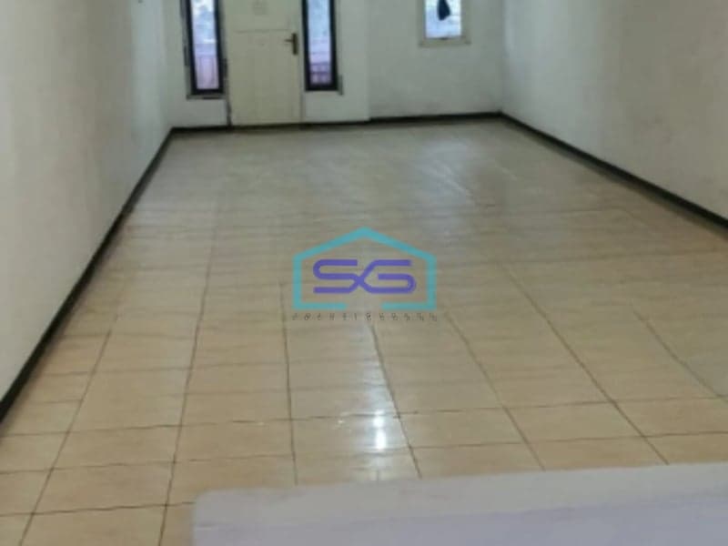 Disewakan Ruko Lokasi Strategis Luas Bangunan  268 m² di Klojen Malang