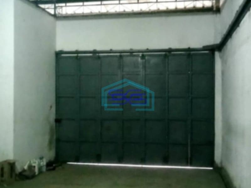 Disewakan Gudang Akses Container Luas Tanah 295 m² di Bandung